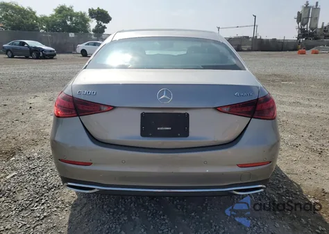 2024 Mercedes-Benz C 300 4Matic z USA, uszkodzony, nr VIN W1KAF4HB0RR159194